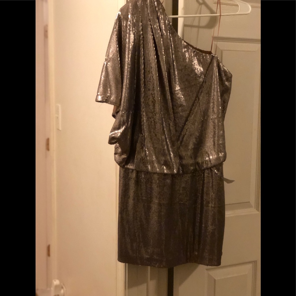 JS Boutique Dress Never Worn Tags Attached